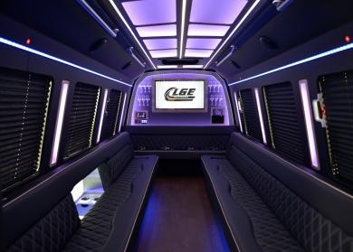 Columbus 18 Passenger Limo Bus Interior